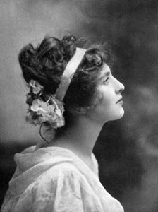 Iris Hoey, British actress