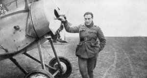 Jean Navarre, French pilot, 1916 by Unbekannt