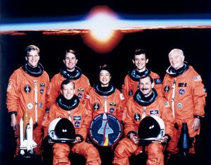 John Glenn and Crew, June 1998 by Unbekannt