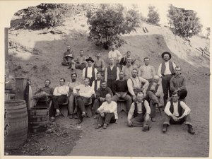 La Grange Mine Crew, California by Unbekannt