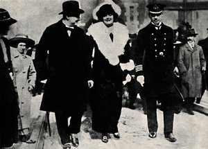 Launching of H.M.S. Iron Duke, 1912 by Unbekannt