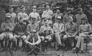Major-General Baden-Powell and the Principal Men Who Helped Him to Defend Mafeking by Unbekannt