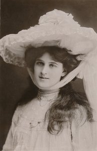 Miss Zena Dare