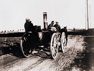 Mobile kitchen going up the line by Unbekannt