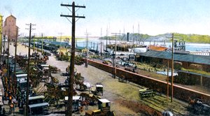 Montreal Harbour, Montreal, Canada by Unbekannt