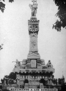 Monument to Firefighters by Unbekannt
