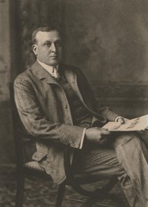 Mr C E Howard