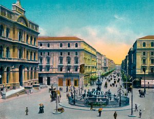 Napoli - Piazza Borsa with Fountain of Neptune