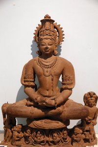 National Museum of India, Delhi. Yoganarayana. Chandela