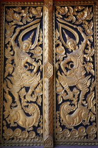 Ornate temple door at Wat Chedi Luang, Chiang Mai. Thailand
