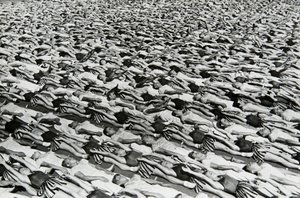 Parade of the Young Communists, Moscow, USSR, 1930s by Unbekannt