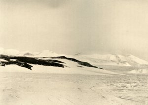 Part of Queen Alexandra Range 1500 Feet Up The Glacier by Unbekannt