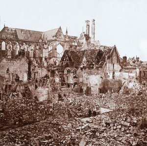 Soissons Cathedral, Soissons, Northern France, c1914-c1918