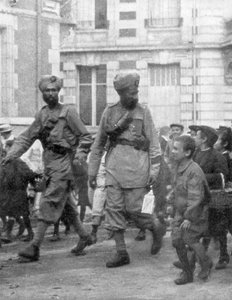 Soldiers from the British Indian Army, France by Unbekannt
