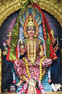 Sri Veeramakaliamman Hindu Temple, Sri Mariamman (Maariamma, Mari ou Amman), the South Indian Hindu goddess of rain, Singapore