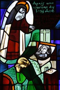Stained glass depicting Sainte Therese de Lisieux healing a sick child in Notre-Dame-de-la-Trinite church, Blois, France by Unbekannt