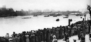Start of the Oxford and Cambridge Boat Race, London, 1926-1927 by Unbekannt