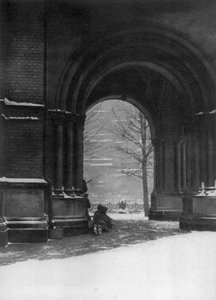 Street Fighting, Petrograd, Russia by Unbekannt