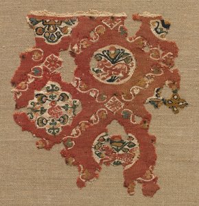 Tapestry with lattice of animals in medallions, 600s-700s by Unbekannt