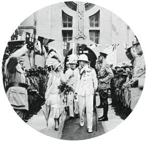 The Duke and Duchess of York Visiting the Tomb of Admiral Benbow, Kingston, Jamaica by Unbekannt