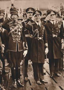 The Duke of York and Prince Henry welcoming the Prince of Wales at Portsmouth, 1925 by Unbekannt
