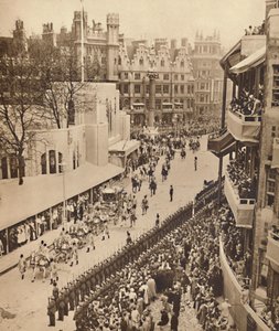 The Golden Coach Leaves the Abbey by Unbekannt