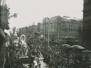 The Mardi Gras parade in Canal Street, New Orleans, USA, 1895