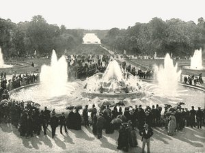 The Palace Fountains, Versailles, France by Unbekannt