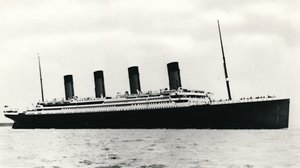 The RMS Titanic leaving Southampton, 10 April 1912 by Unbekannt