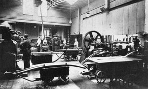 The Silver Rolling Room, the Royal Mint, Tower Hill, London, early 20th century by Unbekannt