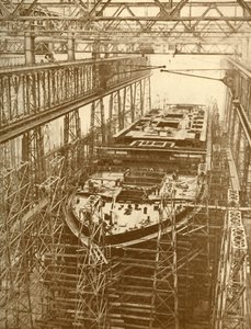 The White Star Liner Doric Under Construction by Unbekannt