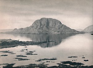 The island of Torghatten, 1914 by Unbekannt