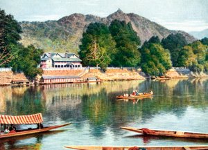The river Jhelum and clubhouse at Srinagar, India, early 20th century by Unbekannt