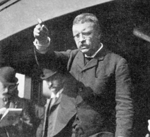 Theodore Roosevelt addressing a meeting in New York State, 1901 by Unbekannt