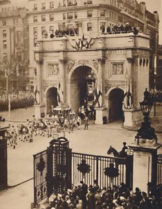Through the Sovereigns Gate, Marble Arch, May 12, 1937