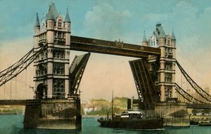 Tower Bridge, London, 1915