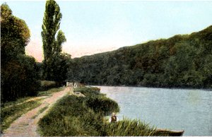Towing path alongside the Thames, Maidenhead, Berkshire