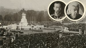 Unveiling of the Victoria Memorial, London