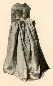 White satin wedding gown worn by Mrs. St. Clair in Philadelphia, 1760 by Unbekannt