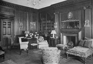 Woodwork from an old English room in the library, house of Miss Anne Morgan, New York City by Unbekannt