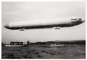 Zeppelin LZ3 Airborne, Germany by Unbekannt