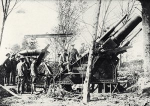 A Large British Howitzer World War I by Unbekannter Künstler