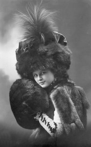 Fashion: a young woman in fur. 1920-1930 Historic fashion photograph