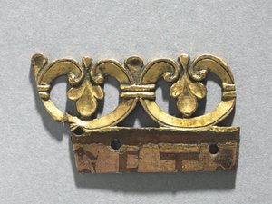 Fragment of an Ornamental Crest from a Reliquary Shrine by Unbekannt