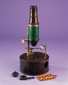 Microscope by Unbekannt