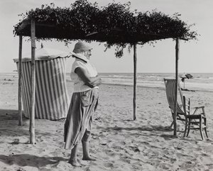 On the beach by Unbekannt