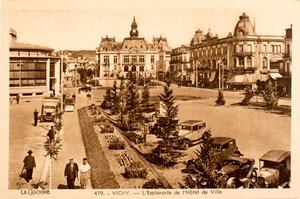 Esplanade of the Hotel de Ville, Vichy, France