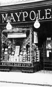 The Maypole Dairy Shop in Bank Street by Unbekannt