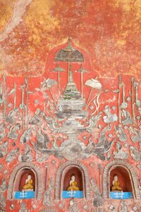 Wall with Small Buddhas and Leaded Glass Figures, Shwe Yaunghwe Kyaung Monastery, Nyaungshwe, Inle Lake, Myanmar by Unbekannter Künstler