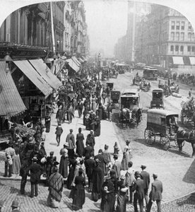 A street scene in Chicago, Illinois, USA by Underwood and Underwood